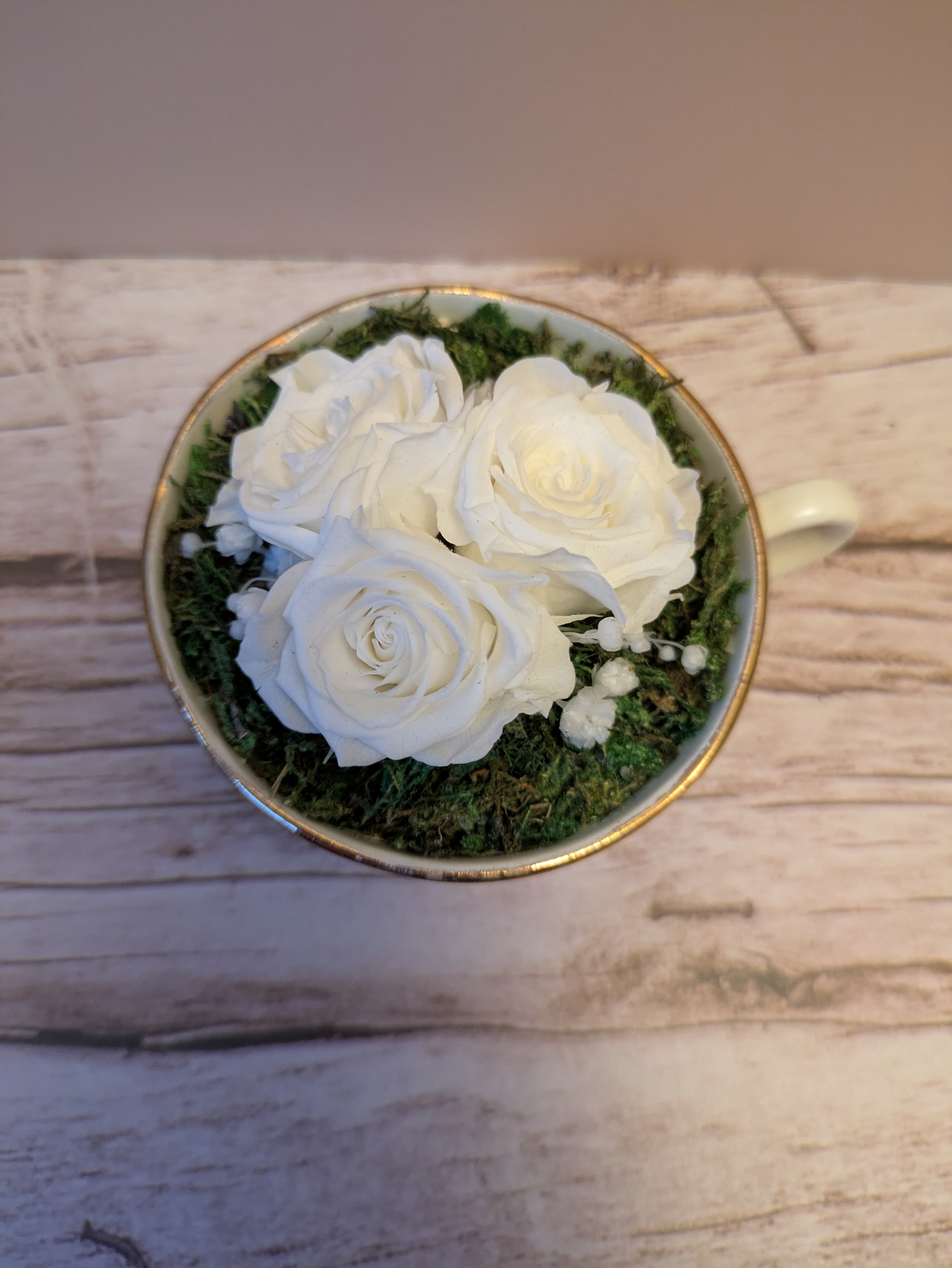 Tasse porcelaine trio de roses