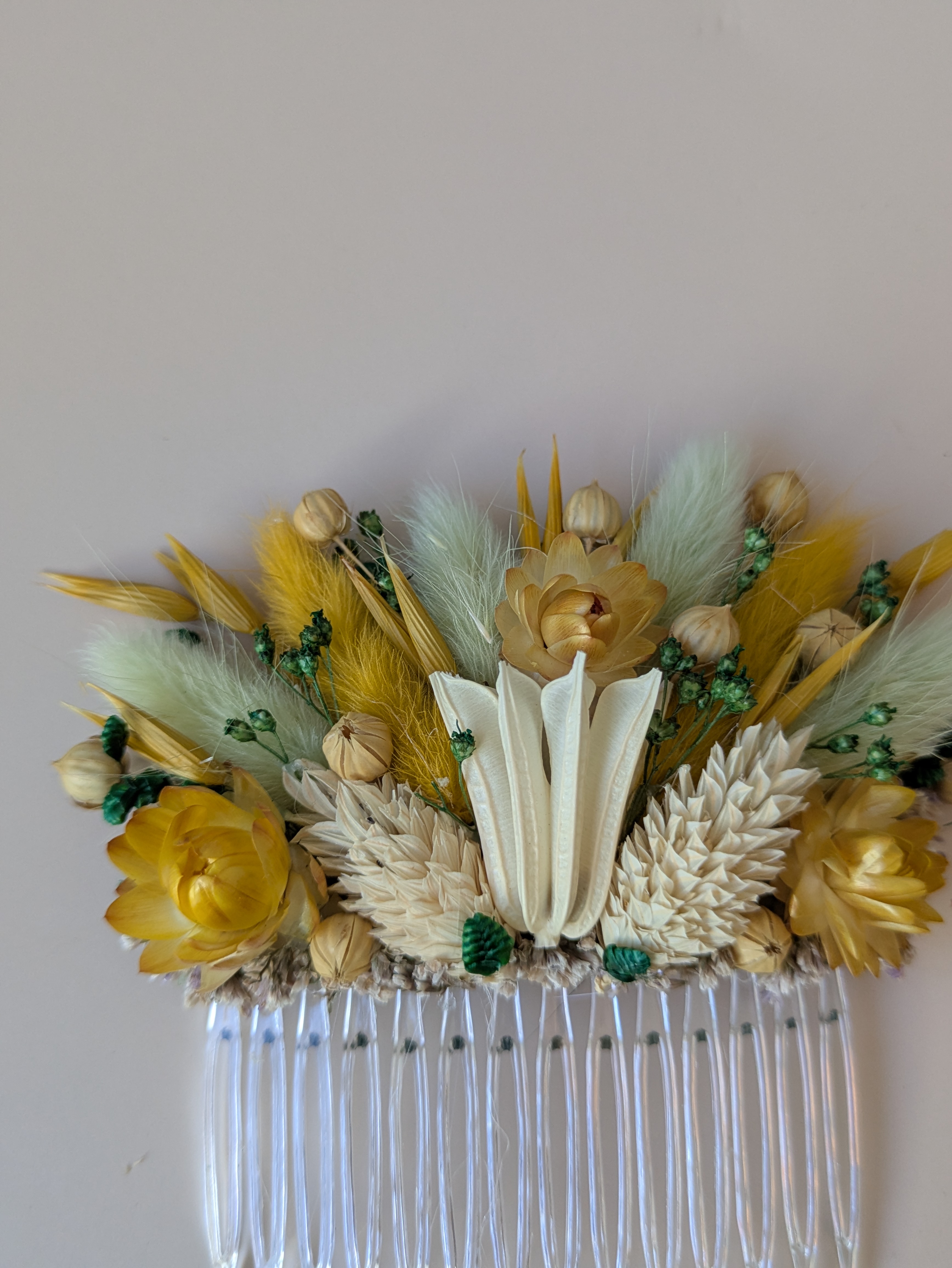 Peigne à chignon fleurs séchées 