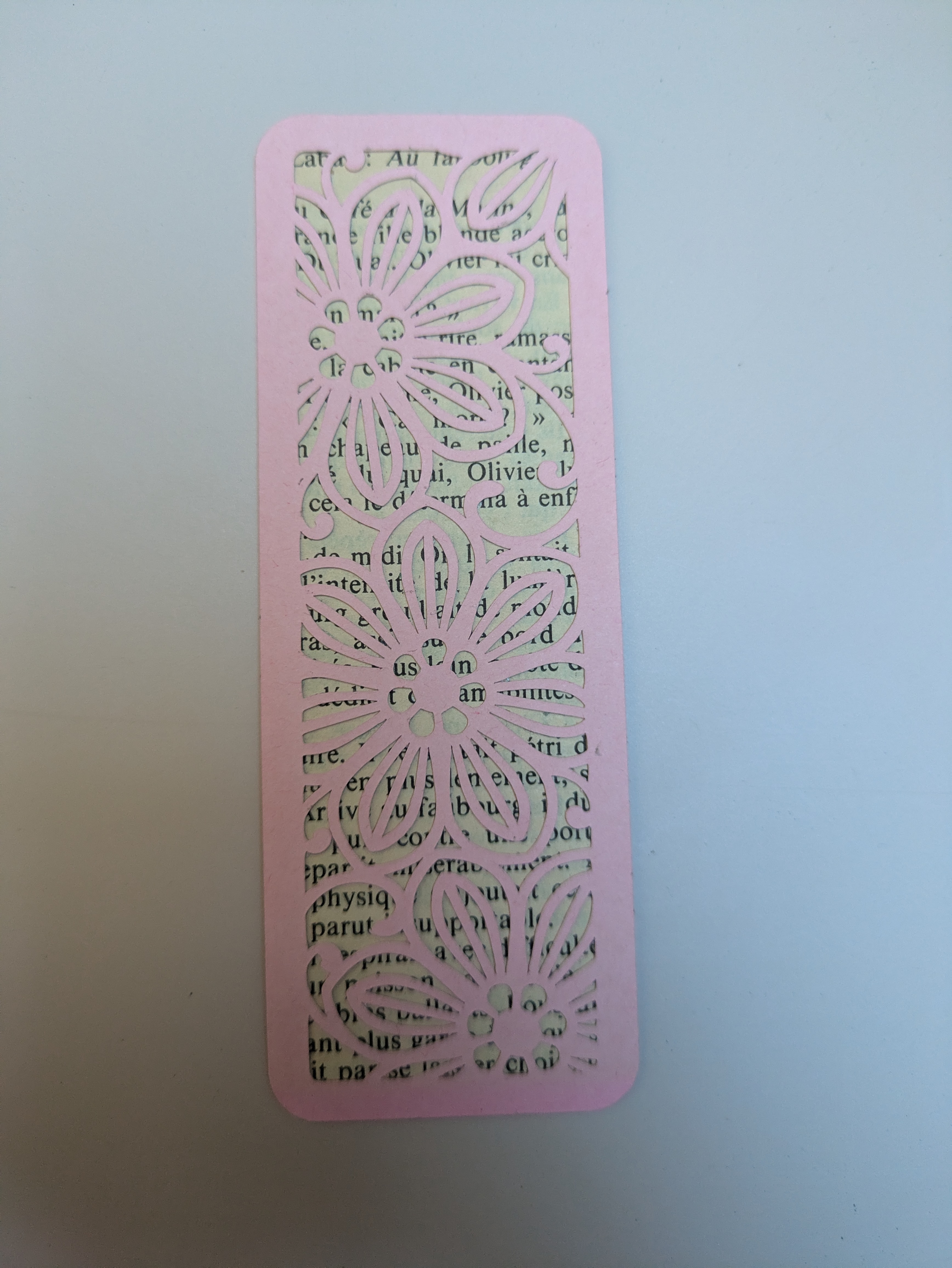 Marque page fleurs livre